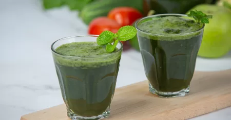 Refresque-se e Detoxifique-se com Este Smoothie Verde Energizante!